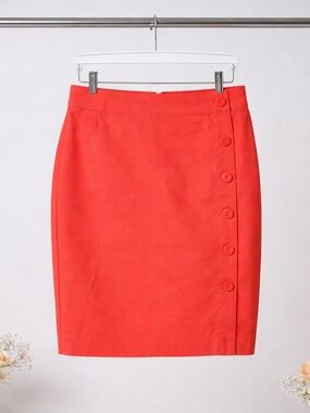 Cute Loft Side Button design Skirt 😍